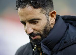 华体会官网-阿莫林执教曼联32战12胜胜率38%，仅胜1971-72赛季时任主帅的37%