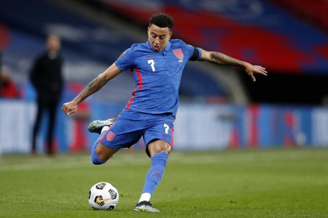 华体会官方网站-【夜读】武磊"消失"，0射门+染黄