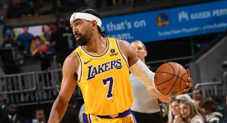 华体会官网-NBA一夜大地震！11笔交易达成，湖人压哨引援神射，快船2换5重建